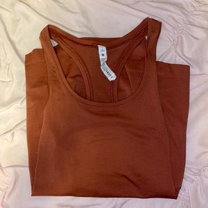 Lululemon seamless tank